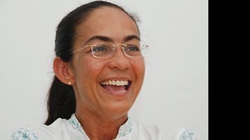 Imagem Heloísa Helena deixa hospital