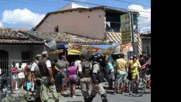 Imagem Caminhoneiro é assassinado em Feira