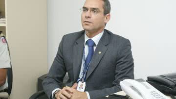 Imagem Delegado-chefe da Polícia Civil comenta assassinato de colega