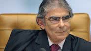 Imagem Ayres Britto deixará processos importantes no STF sem definição
