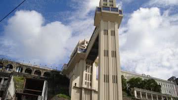 Imagem Elevador Lacerda quebrado vira música em Salvador