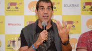 Imagem Durval Lelys vai promover o SanfonAsa no Piu-Piu