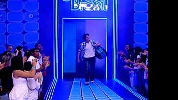 Imagem João Maurício está fora do BBB 12