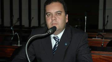 Imagem Presidente da Conder é acusado de crime eleitoral que favorece Pelegrino