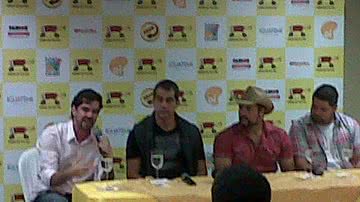 Imagem Começa a coletiva do Forró do Piu-Piu