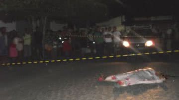 Imagem Mecânico é executado e jovem é baleada em feira de Santana