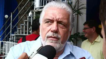 Imagem Marqueteiros tentam limpar imagem de Jaques Wagner