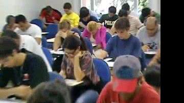 Imagem IBGE abre inscrições para concurso 