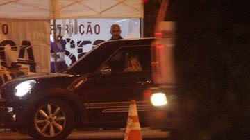 Imagem   Danielle Winits é parada em blitz e passa no bafômetro