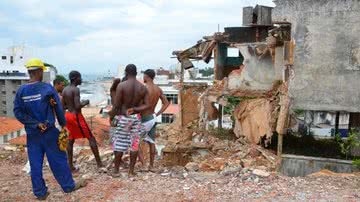 Imagem Operário morto em desabamento será enterrado hoje