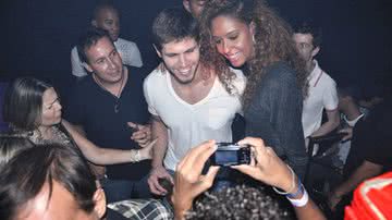 Imagem Ex-BBB Jonas vai a boate gay, em Salvador