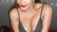 Imagem Geisy Arruda aparece com look periguete em balada