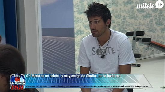 Imagem Noemí esquece Fael e divide edredom com outro