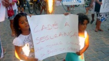 Imagem   Medo: Ana Maria Braga e Ronaldo Fenômeno &#039;fogem&#039; da Bahia 
