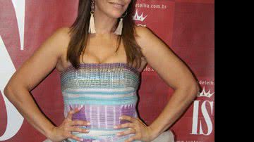 Imagem Ivete receberá R$ 2 milhões por show no Réveillon, diz jornal