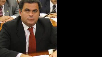 Imagem Deputado João Bacelar está na 'guilhotina'