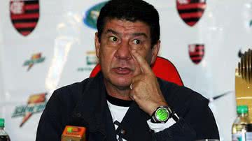Imagem Joel se irrita com questionamento sobre possível demissão do Fla