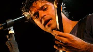 Imagem Jorge Vercillo se apresenta no Teatro Castro Alves