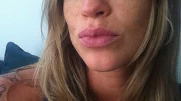 Imagem Luana Piovani detona looks de atrizes em seu Twitter 