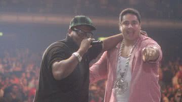Imagem Carla Perez dança funk com Mc Sapão