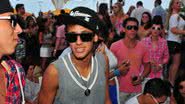 Imagem Incansável! Neymar já começa o ano na balada