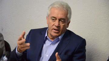 Imagem Otto Alencar recebe dossiê dos produtores do oeste da Bahia