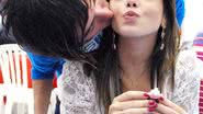 Imagem Após ficar com loira, cantor do Restart diz que ainda ama ex
