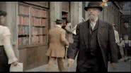 Imagem Caixa suspende comercial com Machado de Assis branco