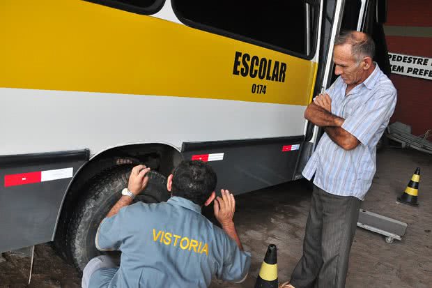 Imagem Veículos de transporte escolar começam a ser vistoriados