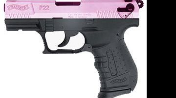 Imagem Empresa vende arma rosa para campanha contra câncer de mama
