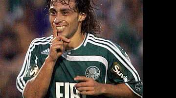 Imagem Meia do Palmeiras é vítima de sequestro relâmpago 