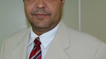 Imagem Deputado propõe, em ano eleitoral, entrega de medalha a prefeito