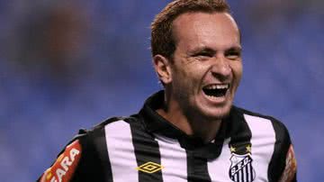Imagem Bahia desiste oficialmente de Zé Love