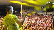 Imagem Levi Lima canta e encanta na Área Verde do Othon