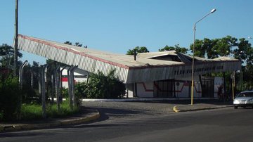 Imagem Teto do terminal rodoviário desaba em Catu