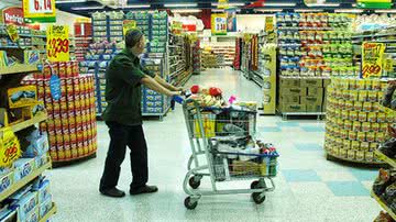 Imagem Procon emite 127 autos de infração contra supermercados 