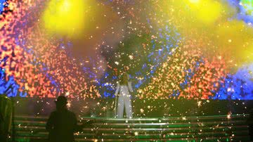 Imagem Ivete e Jennifer Lopez cantam debaixo de chuva em Recife 