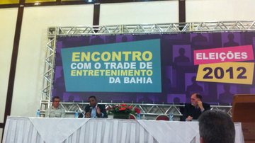 Imagem Candidatos a prefeito participam de encontro com trade do entretenimento