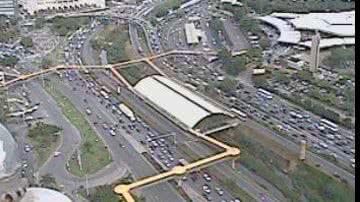 Imagem Manifestação provoca lentidão próximo à Rodoviária