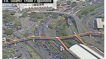 Imagem Acidentes congestionam algumas vias da cidade