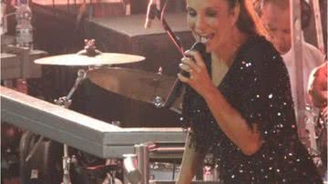 Imagem Ivete Sangalo esquenta o Cabo Frio