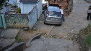 Imagem Carro invade casa no Nordeste de Amaralina