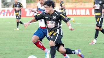 Imagem Bahia encara o Botafogo pensando se afastar do Z4