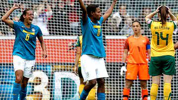 Imagem Brasil consegue vitória suada na estreia no Mundial feminino