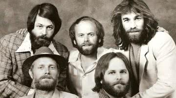Imagem Beach Boys anuncia turnê comemorativa de 50 anos