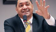 Imagem Tiririca reclama de 'interesses' e admite abandonar a política