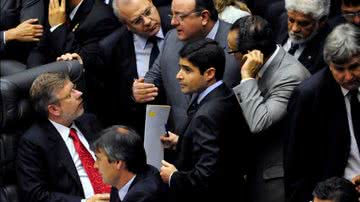 Imagem Senadores criticam novo Código Florestal