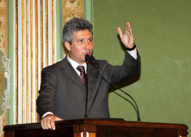 Imagem Novo líder da minoria fala em corrupção no governo João Henrique 
