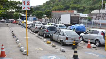 Imagem Tumulto no ferry: "Não há embarcações", diz usuária