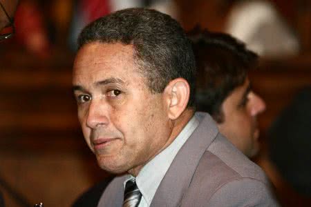 Imagem Thomé de Souza quer votar contas de JH em julho